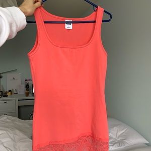 ✨3 FOR $25✨ VERO MODA Long Pink Tank Top